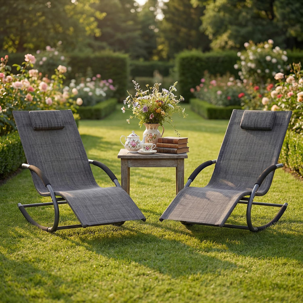 Pillow‑Equipped Outdoor Patio Lounge Chair