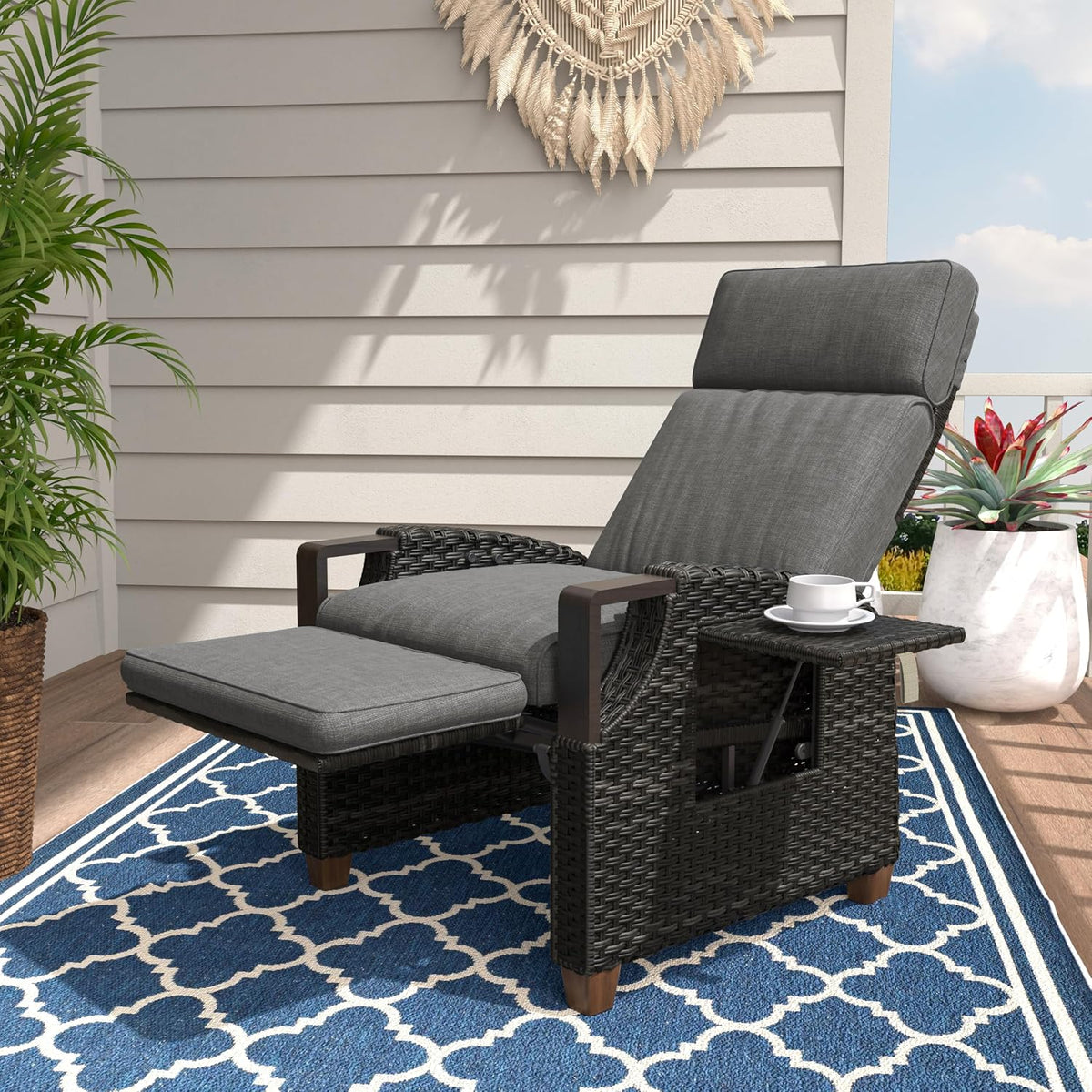 Adjustable Wicker Patio Recliner Lounge Chair